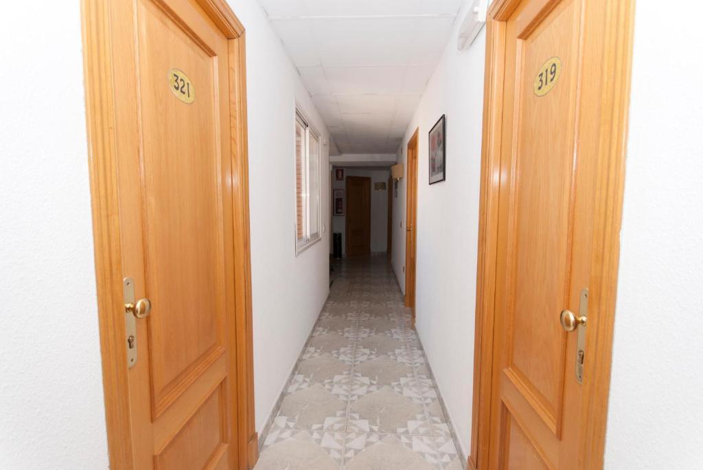 Hostal Goyma II San Fernando De Henares Esterno foto