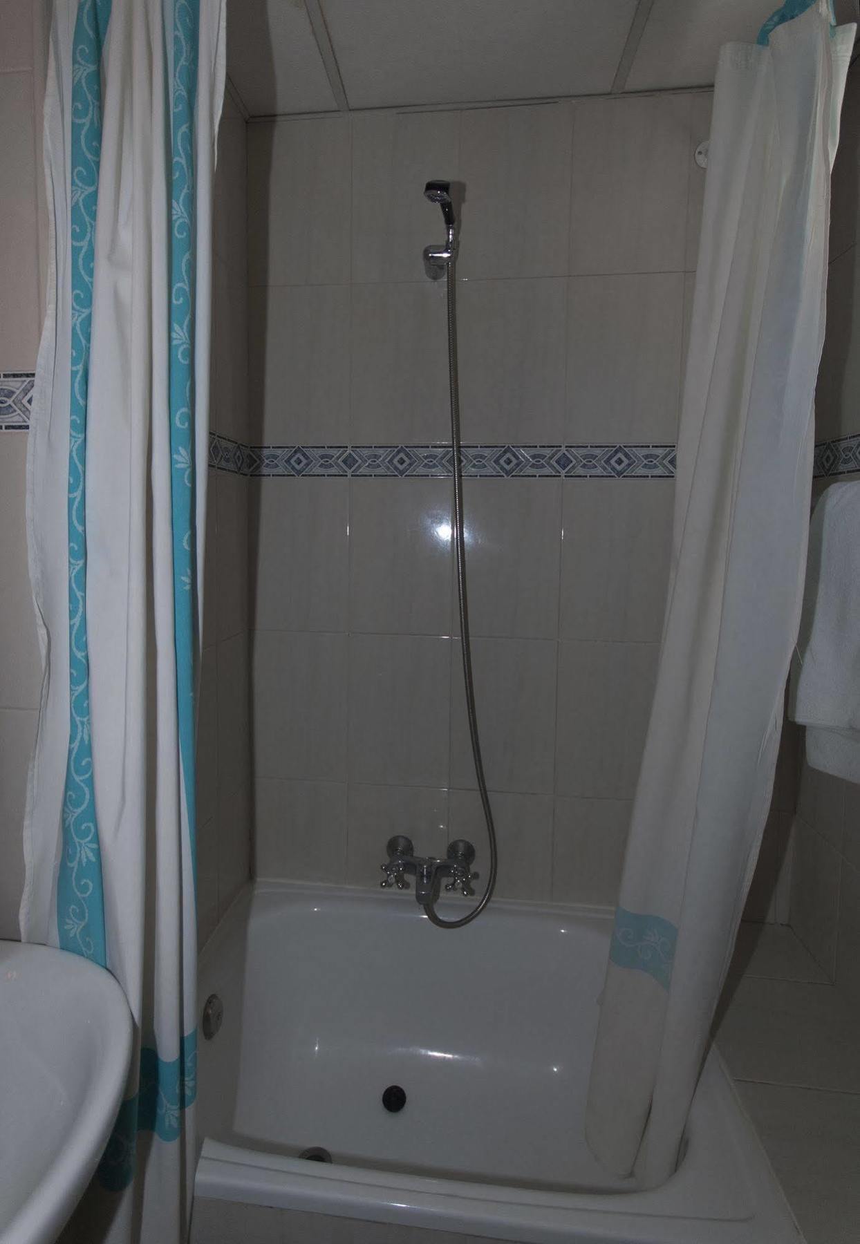 Hostal Goyma II San Fernando De Henares Esterno foto